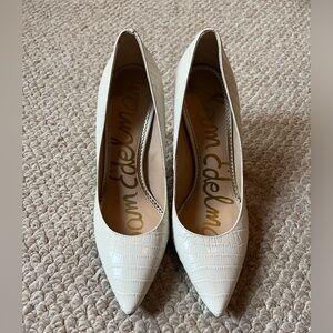 Sam Edelman Hazel Pointed Toe Pump in Ivory Croc